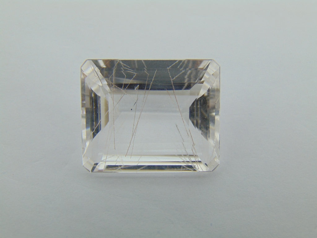 Inclusão de quartzo 31,40ct 23x18mm