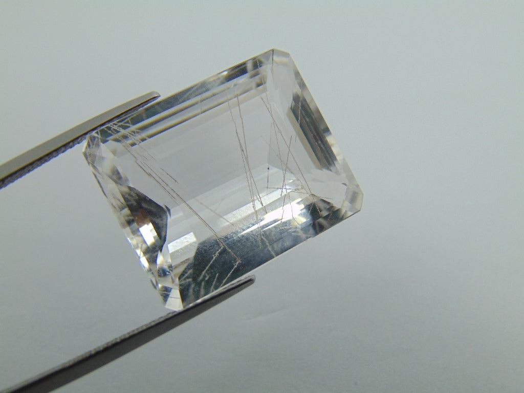Inclusão de quartzo 31,40ct 23x18mm