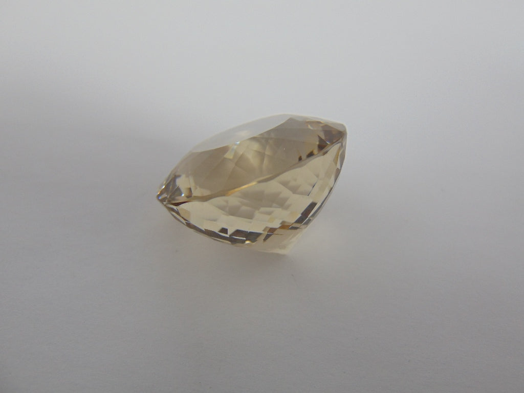 82,30 cts Quartzo (esfumaçado)