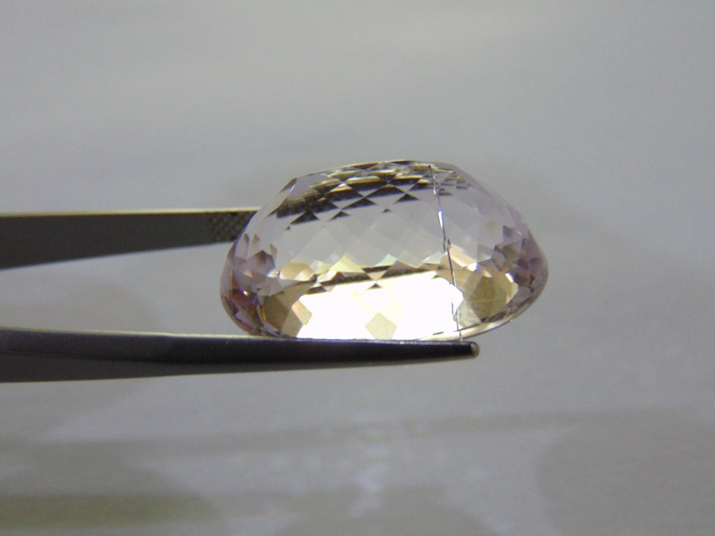 Kunzita 29,50 ct (com agulha)