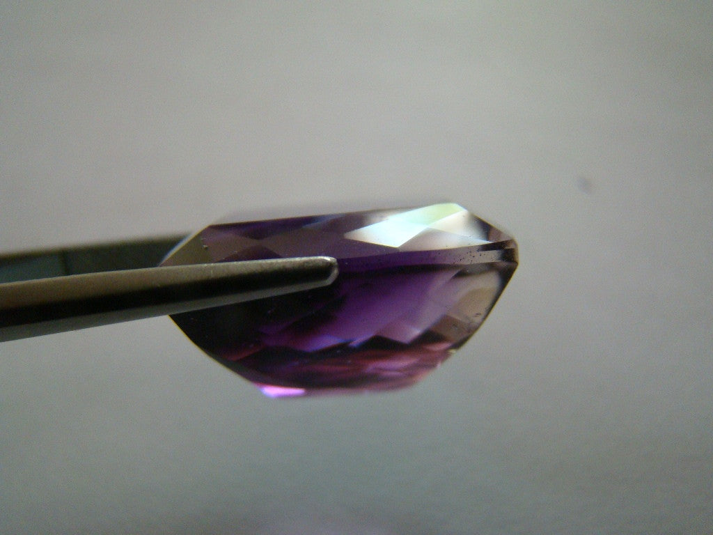 22.50ct Amethyst Bicolor 19x16mm