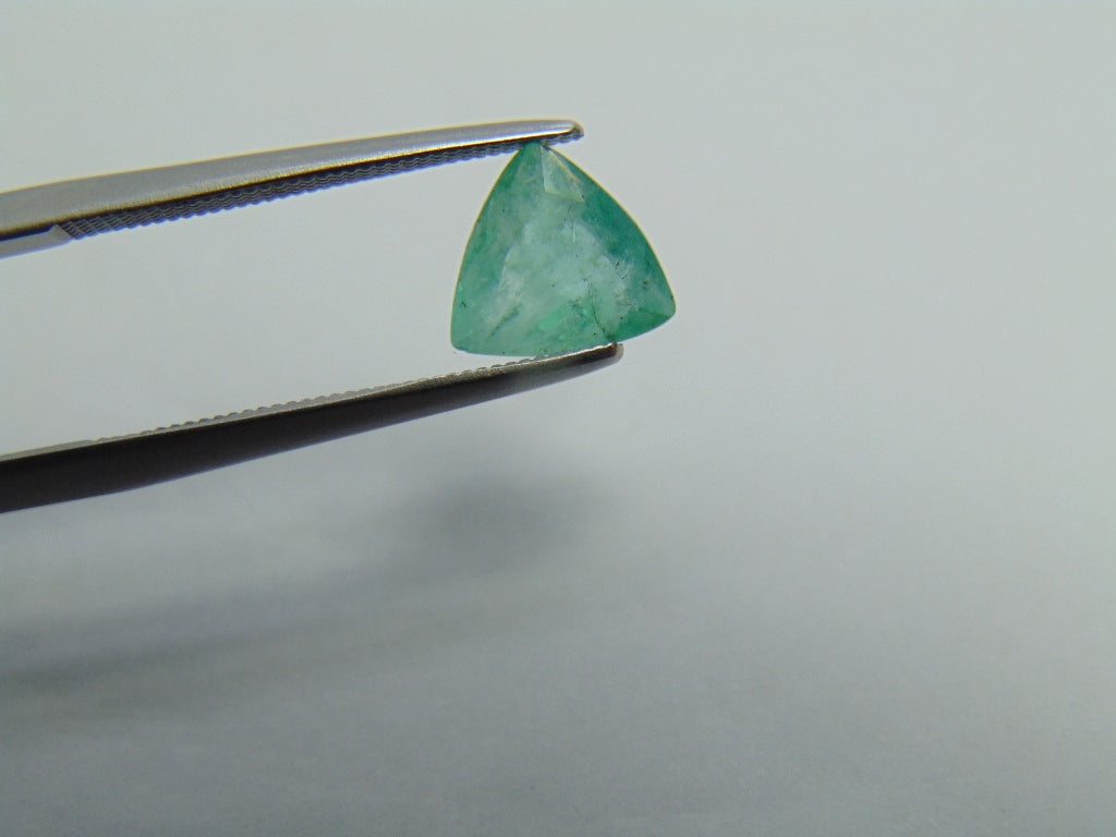 1.05ct Emerald 7mm