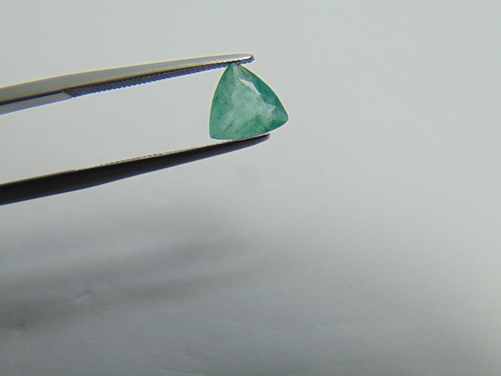 1.05ct Emerald 7mm